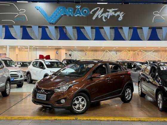 HYUNDAI HB20X 1.6 16V PREMIUM FLEX 4P AUTOMÁTICO